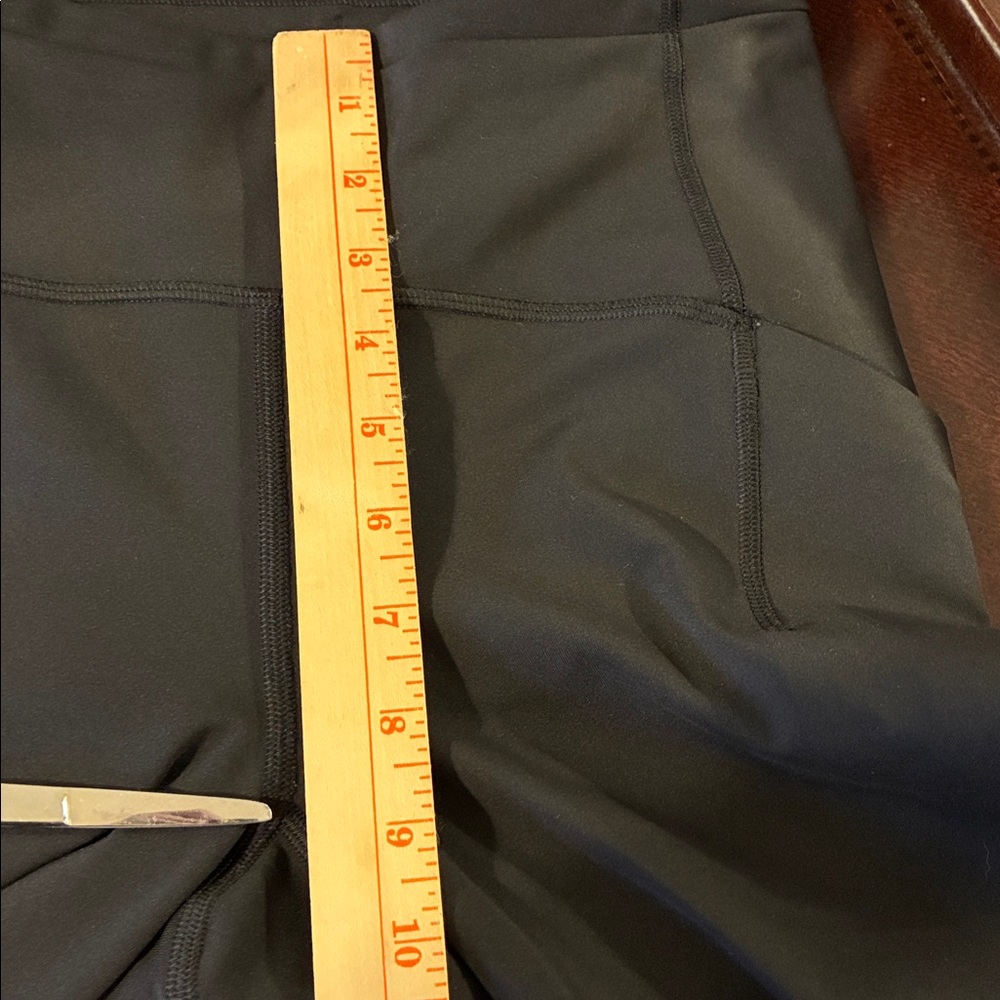 lululemon athletica Midnight Black Leggings - Picture 11 of 12